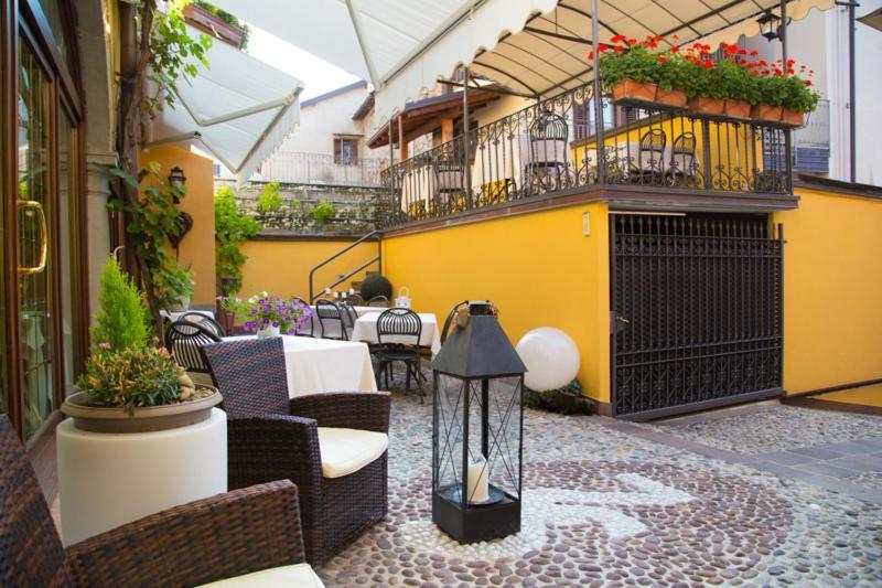 Albergo Antica Locanda Clusone Exterior foto
